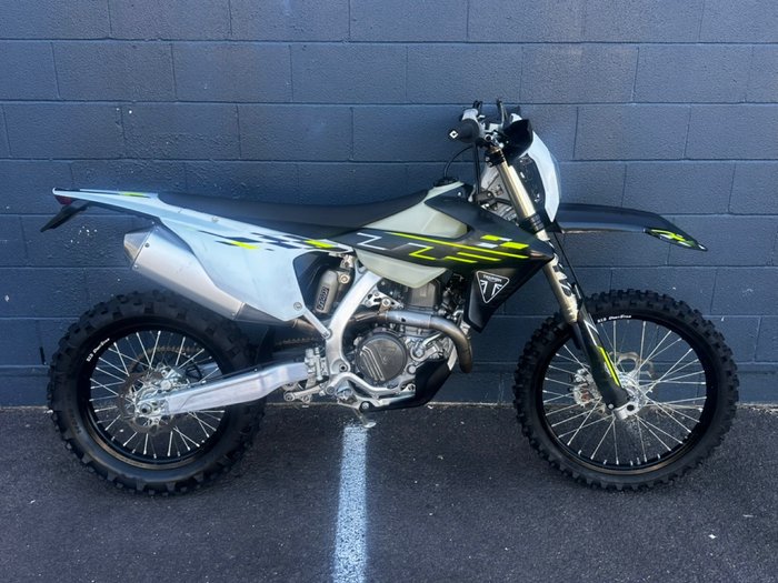 2026 TRIUMPH TF 450-E