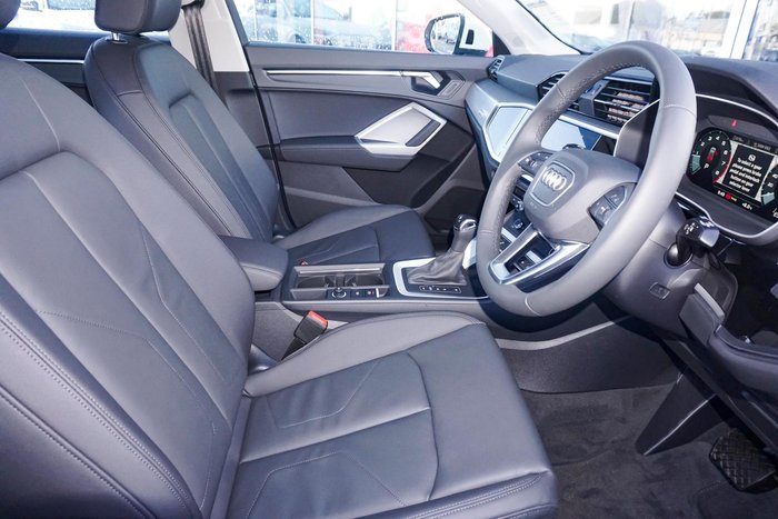 2025 Audi Q3 35 TFSI