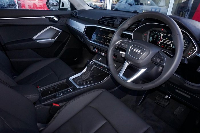 2025 Audi Q3 35 TFSI