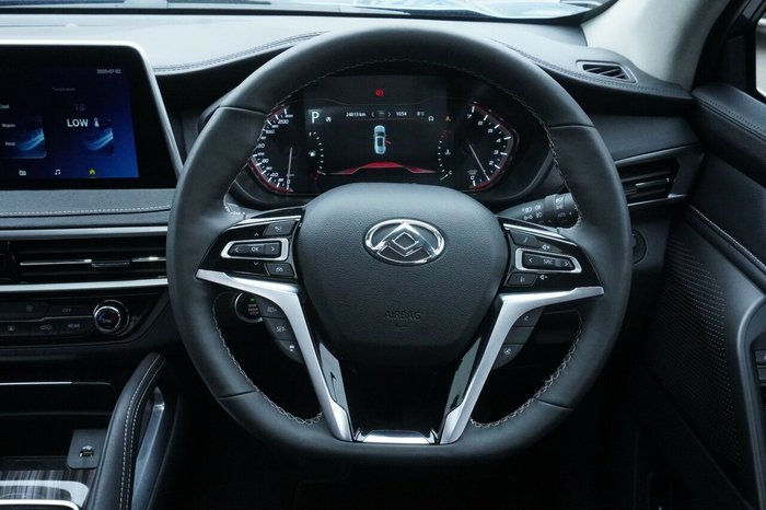 2024 LDV D90 Executive