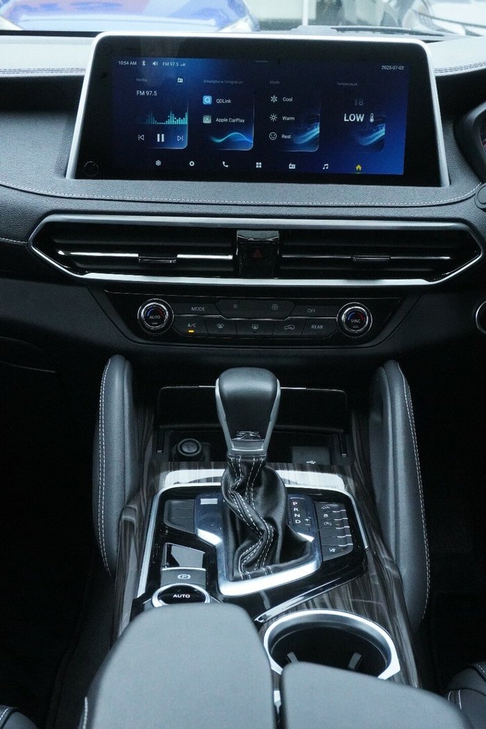 2024 LDV D90 Executive