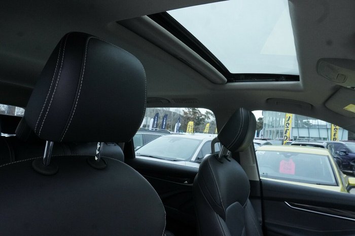 2022 LDV D90 Executive