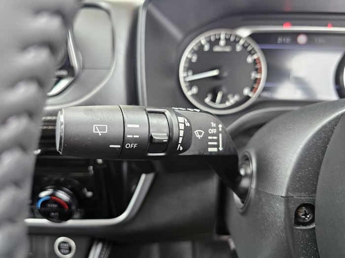 2024 Nissan X-TRAIL ST-L