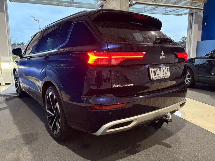 2022 Mitsubishi Outlander Exceed