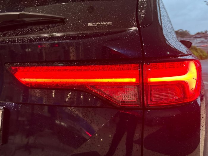 2022 Mitsubishi Outlander Exceed