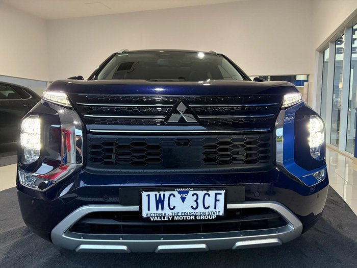 2022 Mitsubishi Outlander Exceed