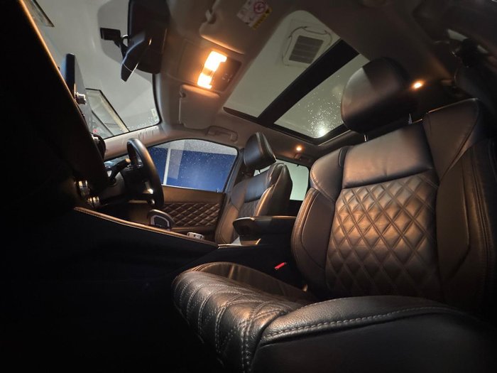 2022 Mitsubishi Outlander Exceed