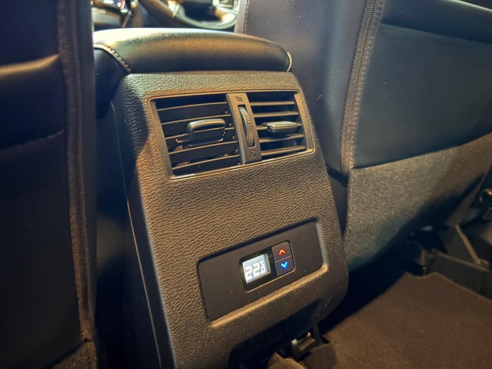 2022 Mitsubishi Outlander Exceed