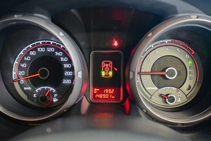 2018 Mitsubishi Pajero GLS