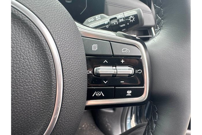 2024 Kia Carnival GT-Line
