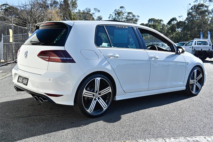 2016 Volkswagen Golf R