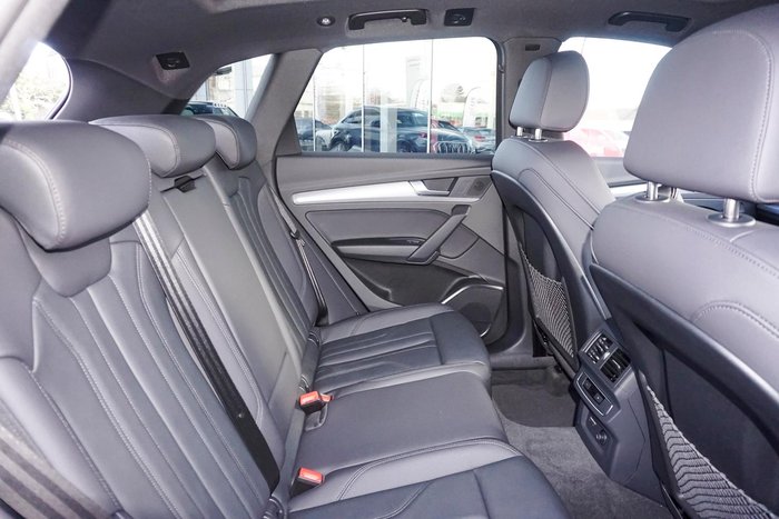 2025 Audi Q5 45 TFSI Sport