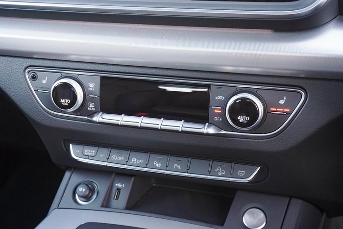 2025 Audi Q5 45 TFSI Sport