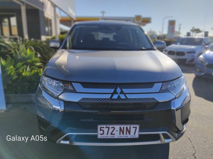 2020 Mitsubishi Outlander ES