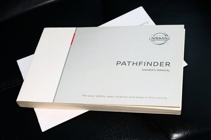 2019 Nissan Pathfinder ST-L