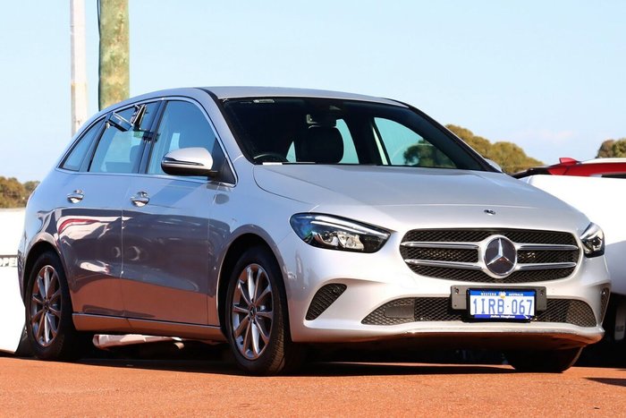 2022 Mercedes-Benz B-Class B180