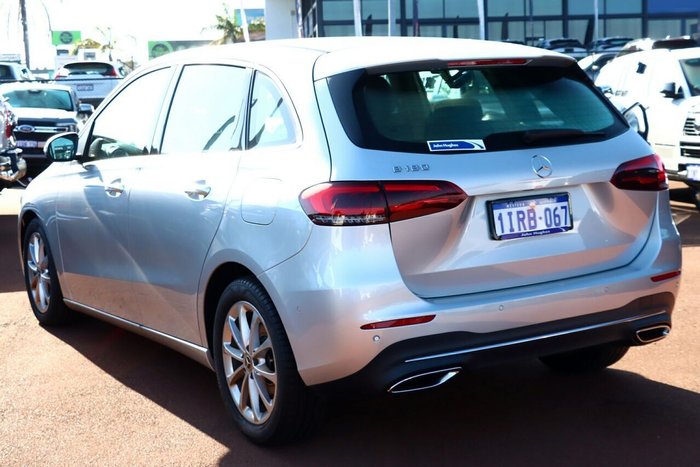 2022 Mercedes-Benz B-Class B180