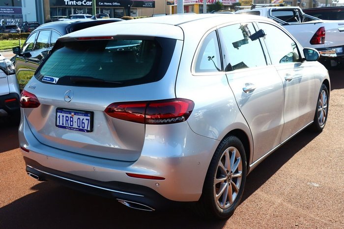 2022 Mercedes-Benz B-Class B180