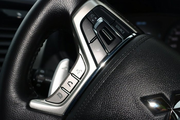 2024 Mitsubishi Pajero Sport GLS