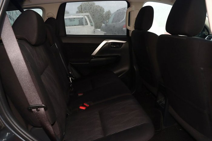2024 Mitsubishi Pajero Sport GLS