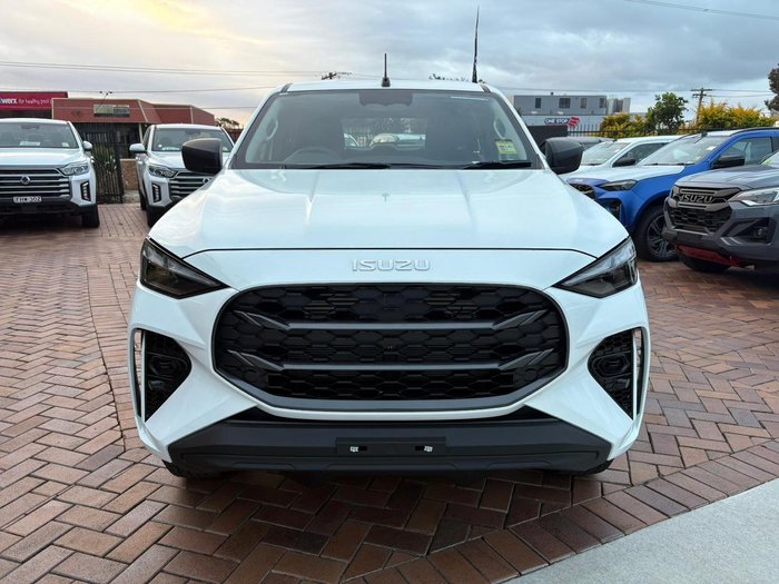 2025 Isuzu MU-X LS-M