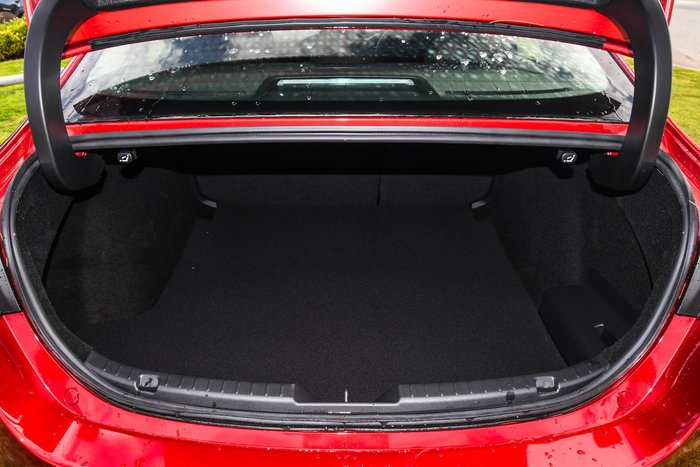 2025 Mazda 3 G20 Evolve