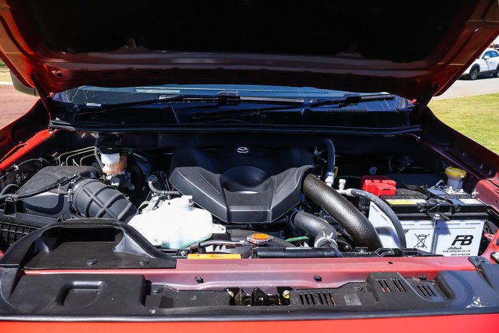 2025 Mazda BT-50 XTR