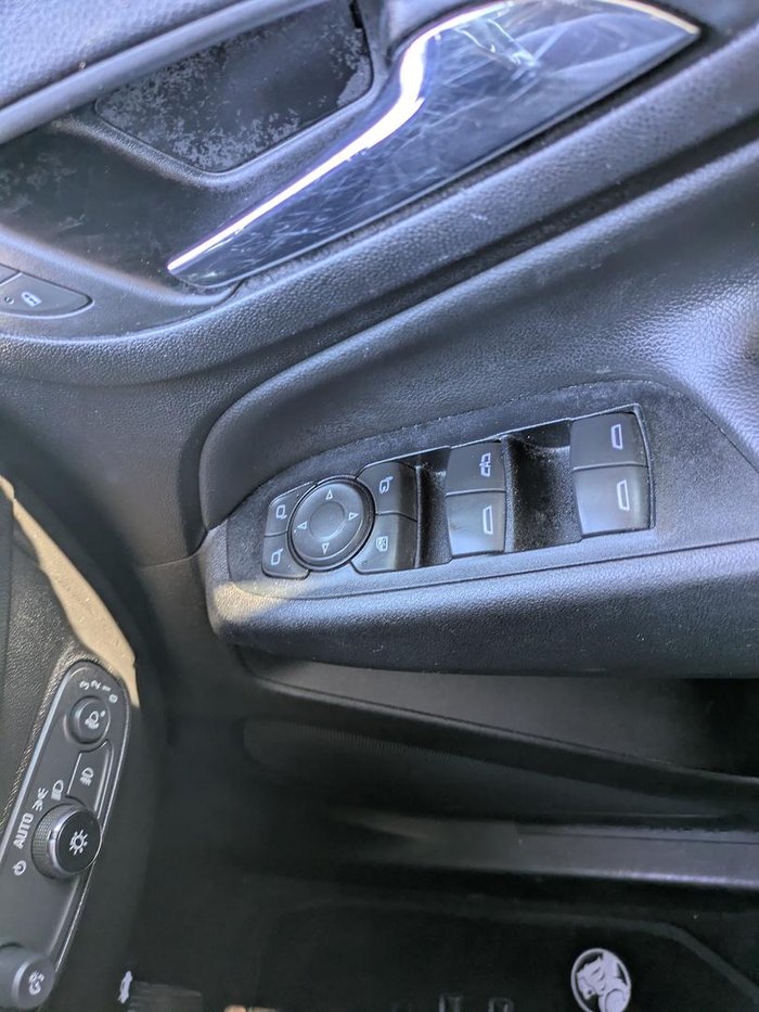 2019 Holden Equinox Black Edition