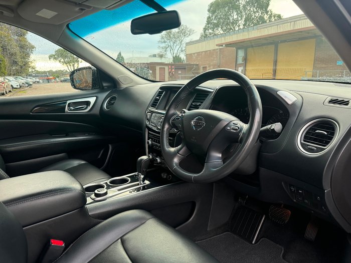 2017 Nissan Pathfinder Ti
