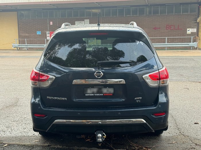 2017 Nissan Pathfinder Ti