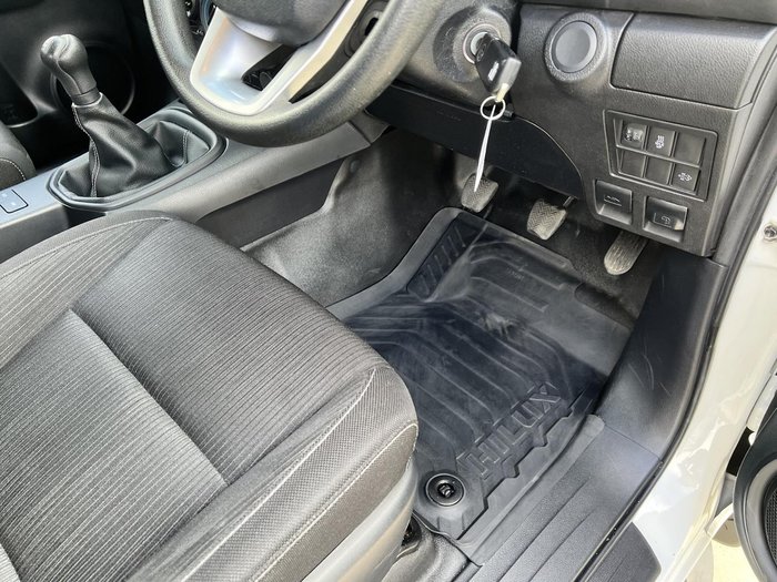 2022 Toyota Hilux SR Hi-Rider GUN136R 4x2 Glacier White