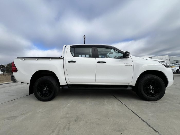 2022 Toyota Hilux SR Hi-Rider