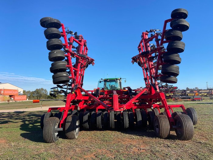 0 Massey Ferguson (Concord) Mf 9730-4010 Seeder Bar RED