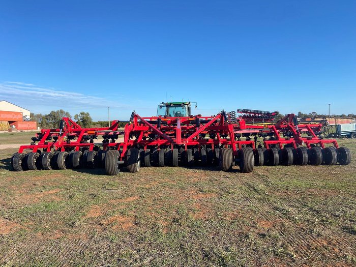 0 Massey Ferguson (Concord) Mf 9730-4010 Seeder Bar RED