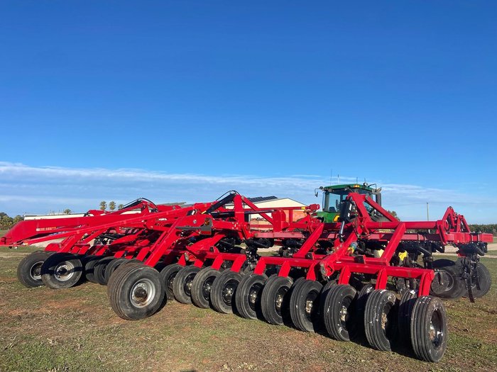0 Massey Ferguson (Concord) Mf 9730-4010 Seeder Bar RED