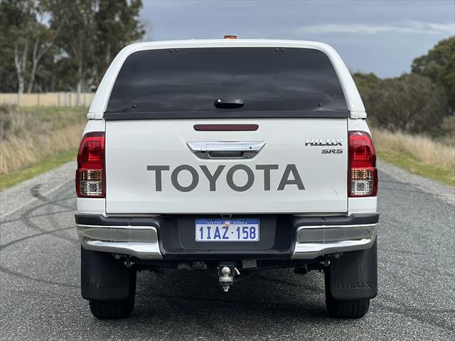 2018 Toyota Hilux SR5