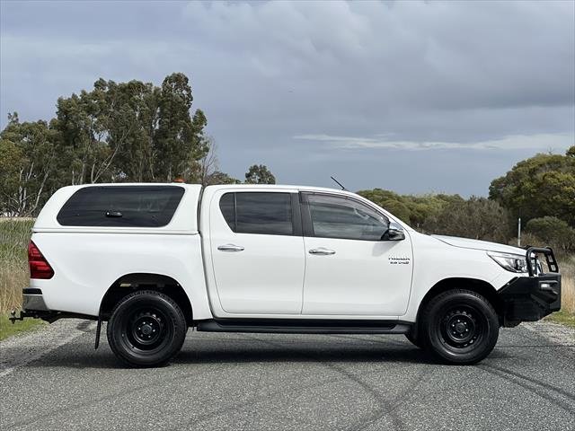 2018 Toyota Hilux SR5