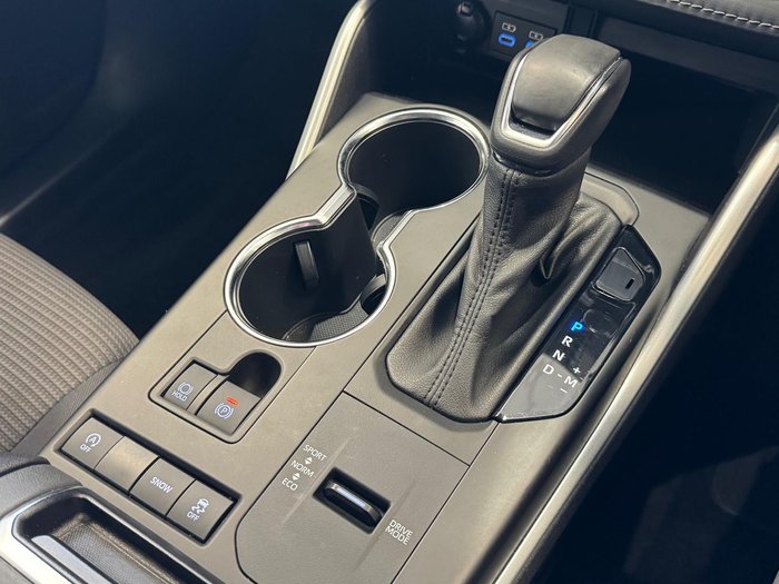 2022 Toyota Kluger GX