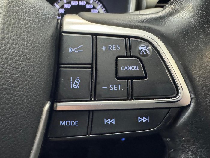 2022 Toyota Kluger GX