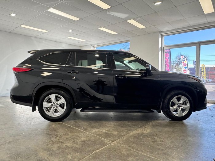 2022 Toyota Kluger GX