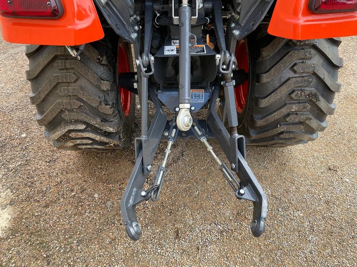 2025 Kubota Bx2680v-Au-1 26Hp Sub Compact Rops Tractor & La344 Loader