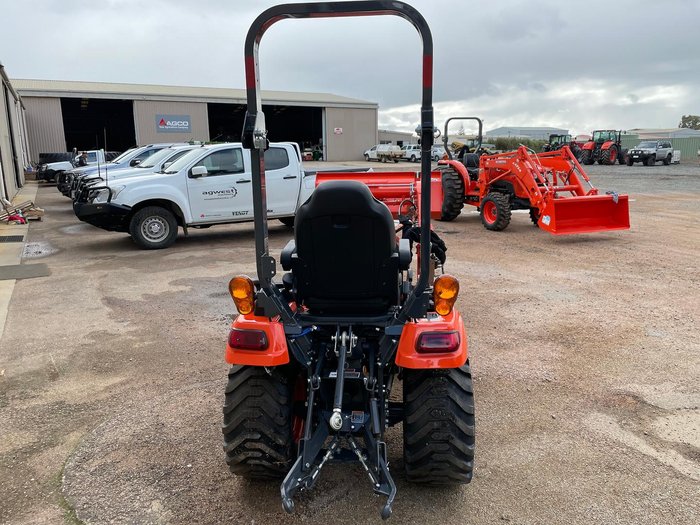 2025 Kubota Bx2680v-Au-1 26Hp Sub Compact Rops Tractor & La344 Loader