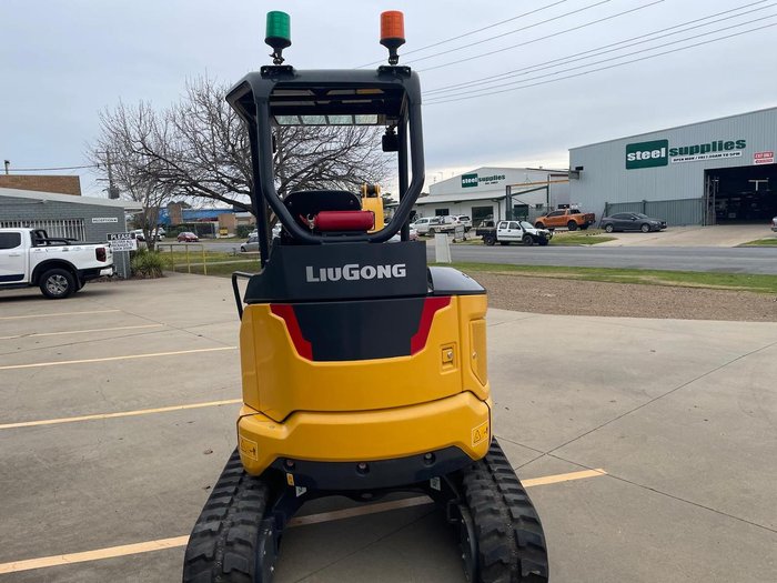 2022 Liugong 9027F Yellow