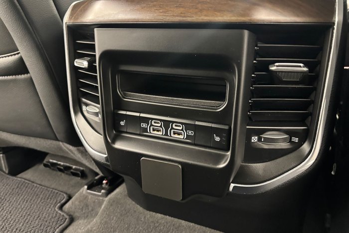 2022 RAM 1500 Laramie RamBox