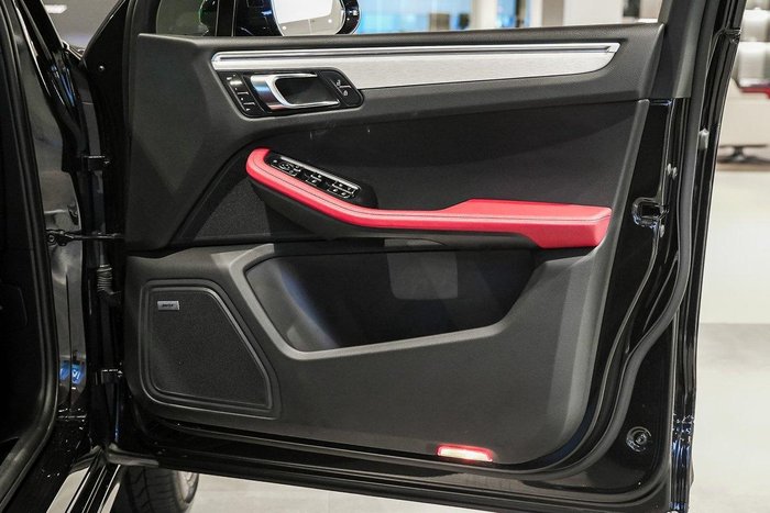 2022 Porsche Macan GTS