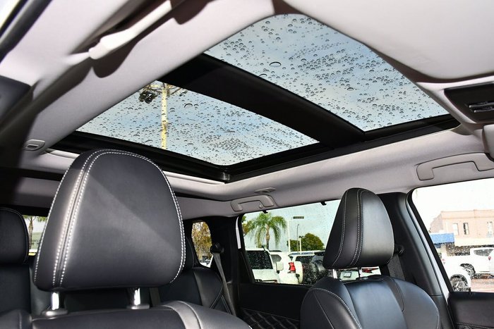 2023 Mitsubishi Outlander PHEV Exceed