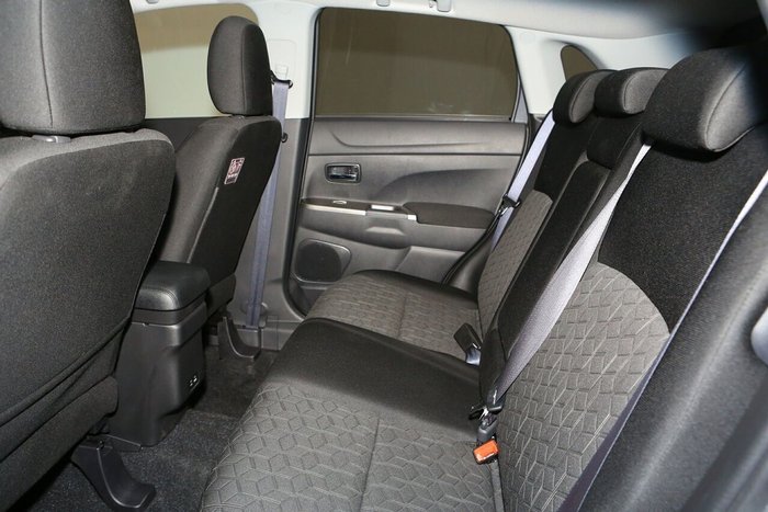 2024 Mitsubishi ASX LS