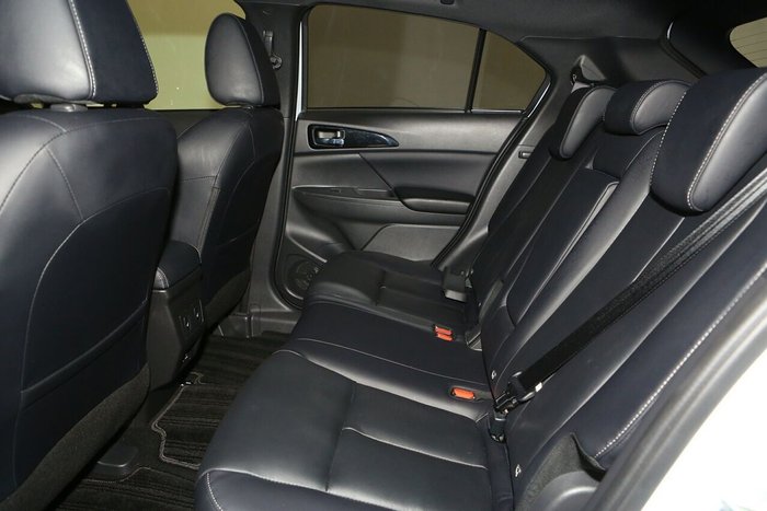 2024 Mitsubishi Eclipse Cross PHEV Exceed