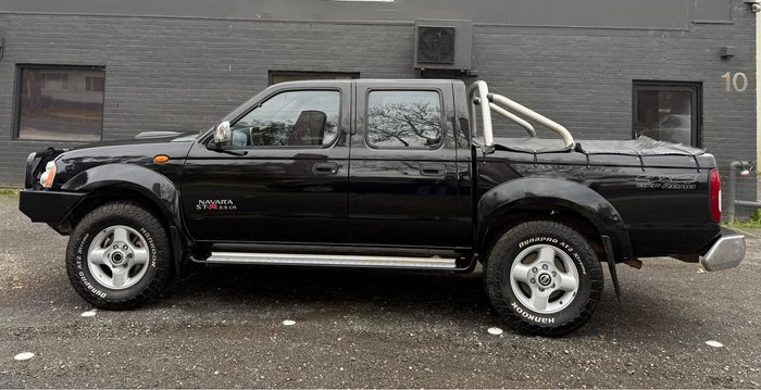 2011 Nissan Navara ST-R D22 MY10 4X4 Midnight Black
