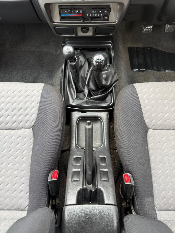 2011 Nissan Navara ST-R D22 MY10 4X4 Midnight Black